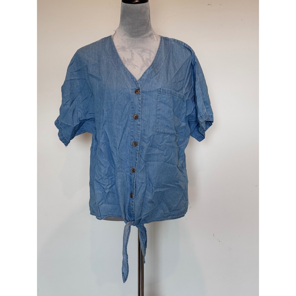Time and Tru Womens Blue Chambray Tie Front Button Down Shirt Size M 8-10